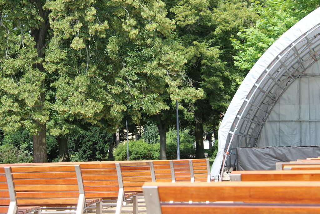 Apartment Promenada Podebrady Ngoại thất bức ảnh