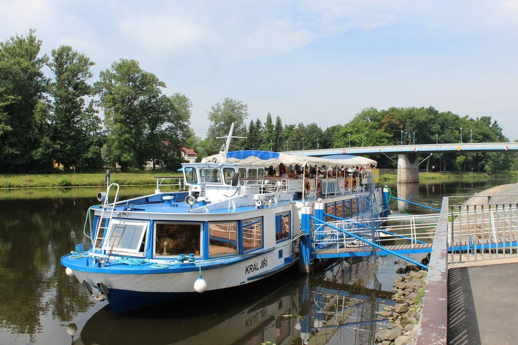 Apartment Promenada Podebrady Ngoại thất bức ảnh